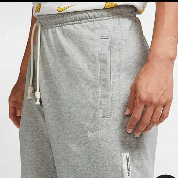 Nike Dri-FIT Standard Issue Joggers Pants Gray Mens Size XL - Picture 3 of 16